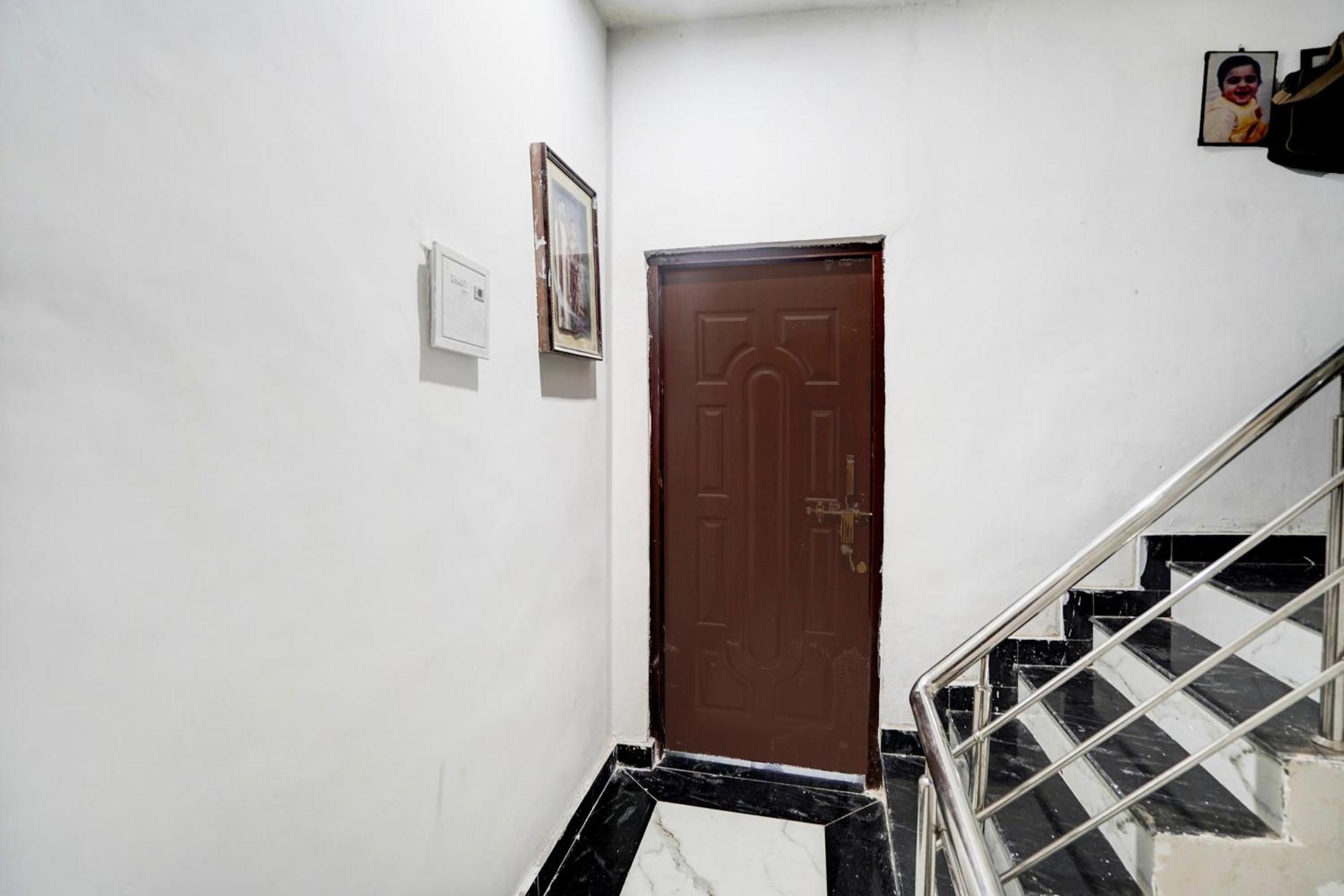 Hotel O Laxmi Guest House - Varanasi — Photos 3